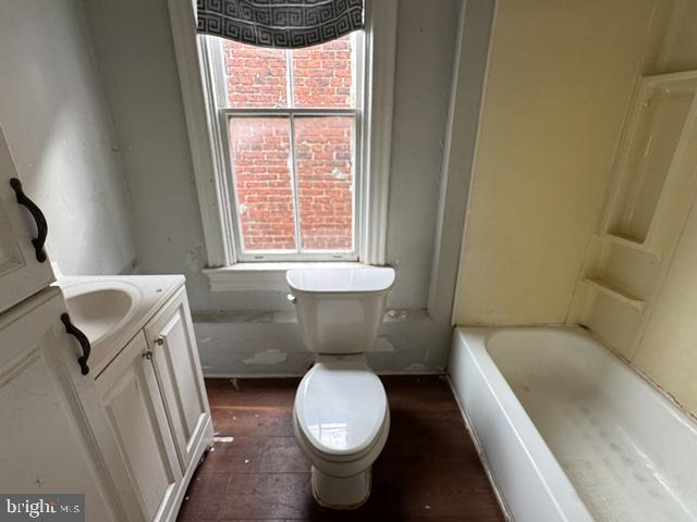 1334 Maryland Ave Ne Property Photo 3