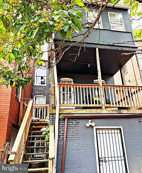 1334 Maryland Ave Ne Property Photo 24