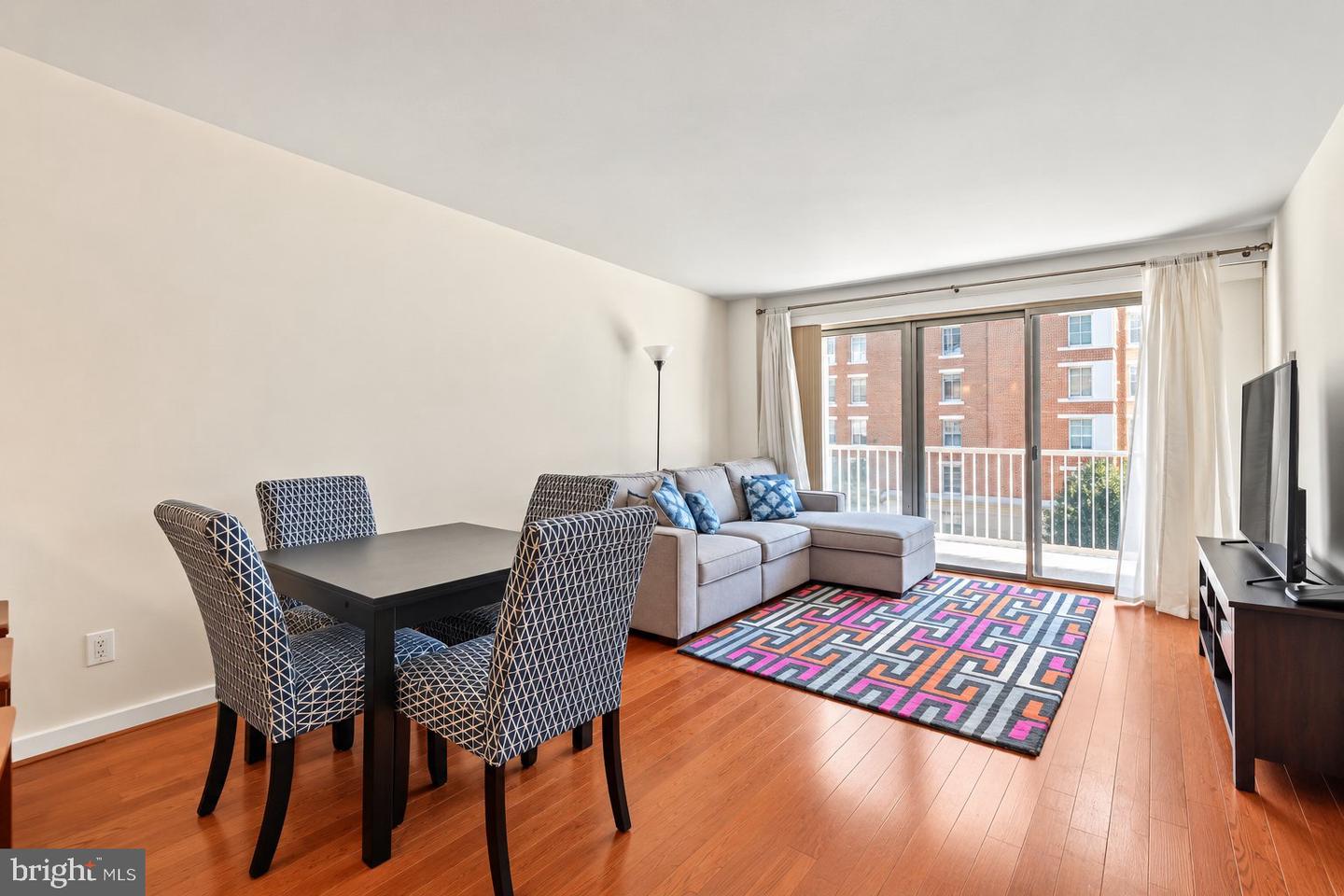 730 24th St Nw #409 Property Photo 13