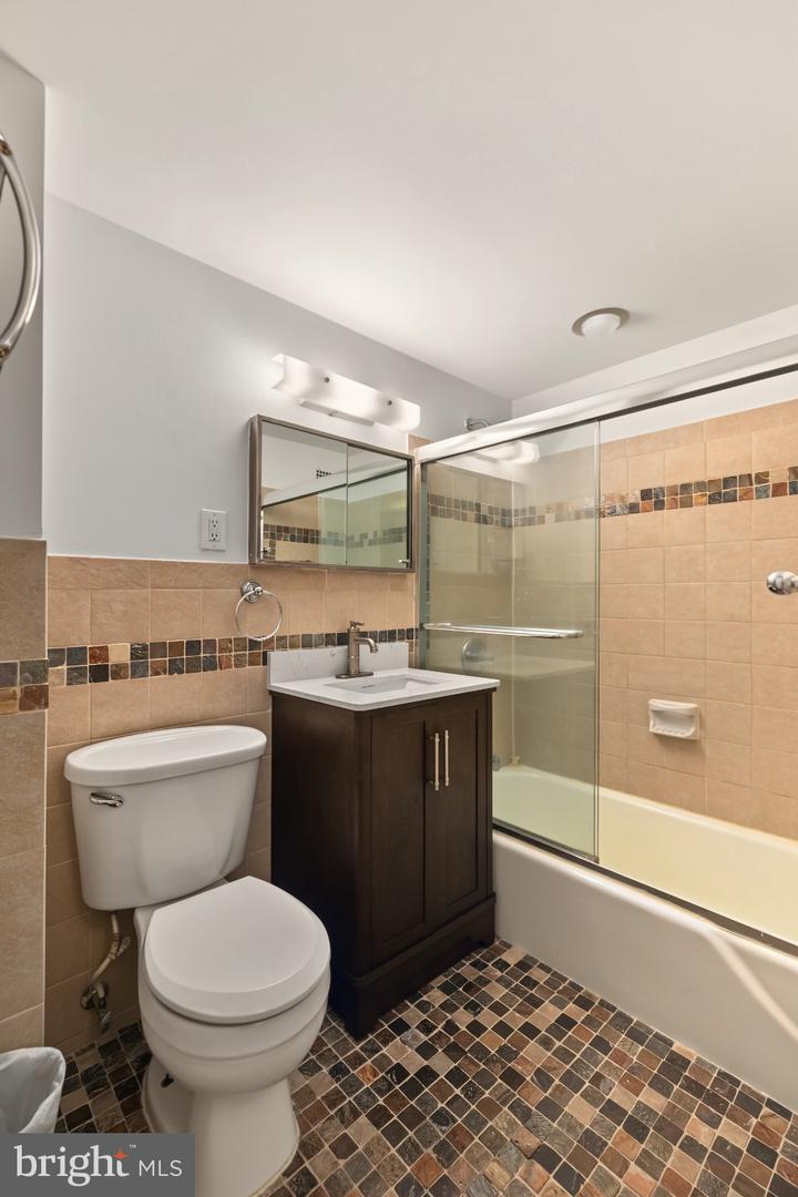 730 24th St Nw #409 Property Photo 23