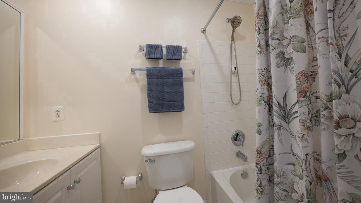 722 Capitol Square Pl Sw Property Photo 21