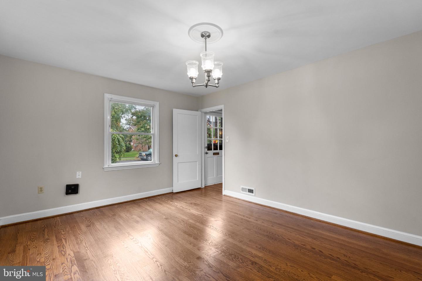 4416 Nash St Ne Property Photo 11