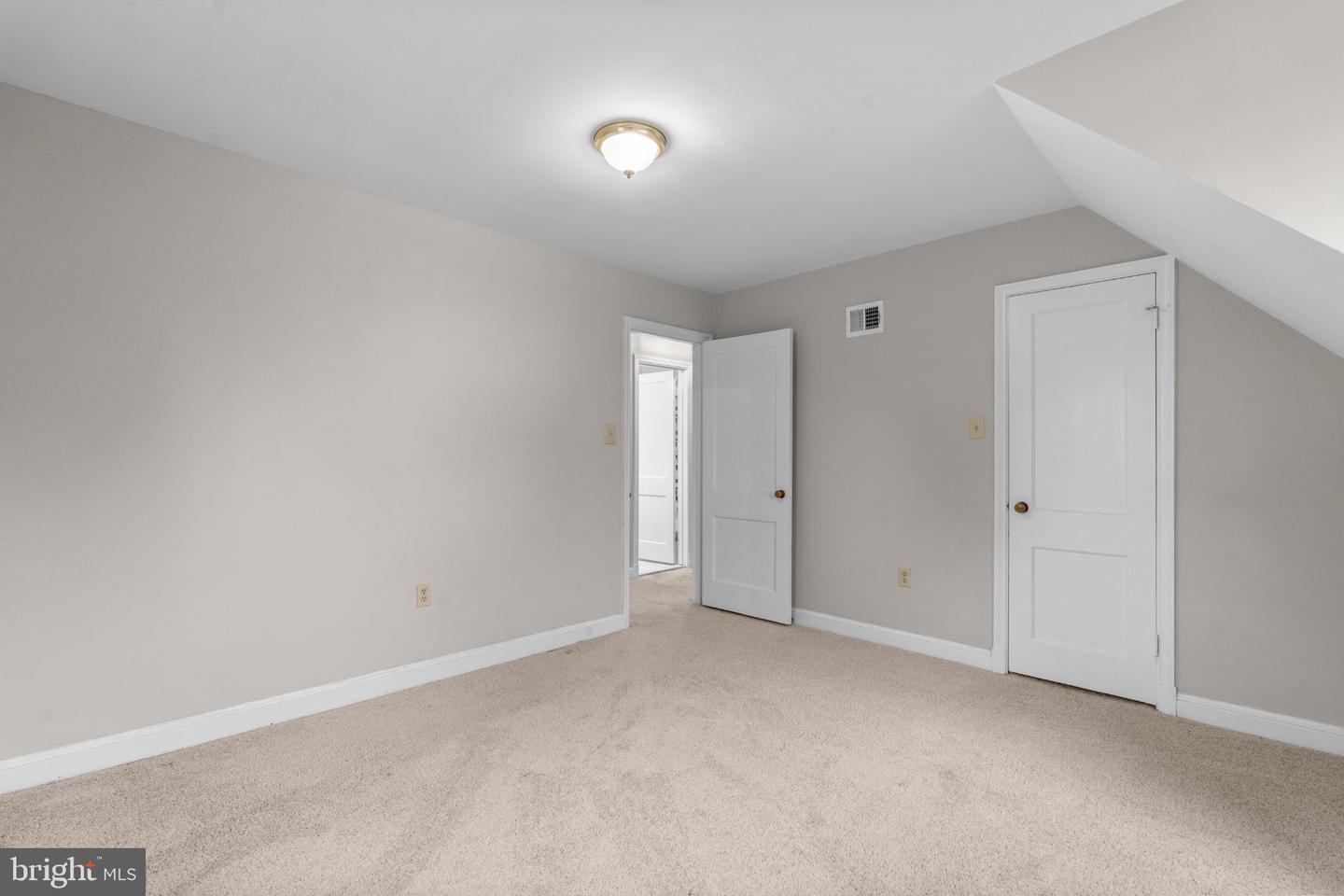 4416 Nash St Ne Property Photo 29