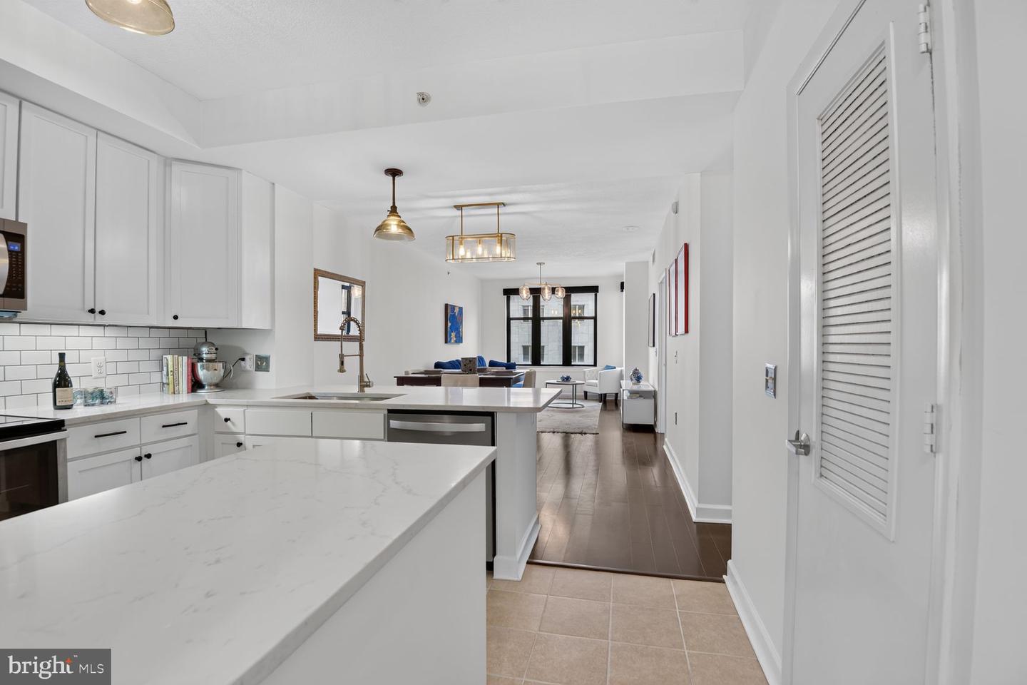 400 Massachusetts Ave Nw #505 Property Photo 3