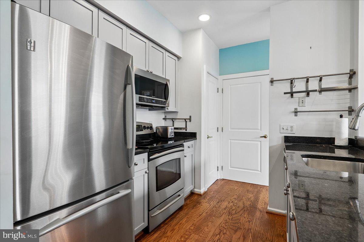 343 Cedar St Nw #316 Property Photo 5