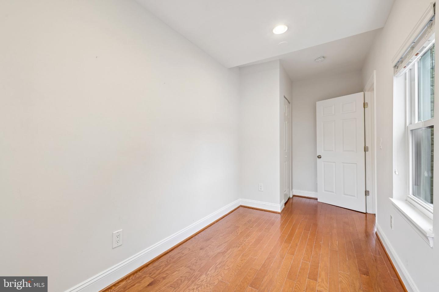 813 12th St Ne Property Photo 25