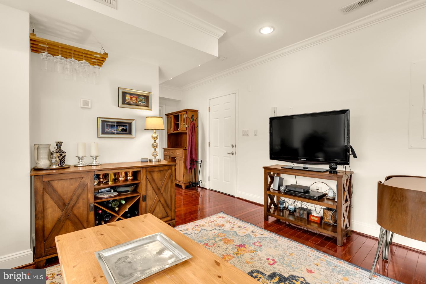 5754 Colorado Ave Nw #202 Property Photo 5