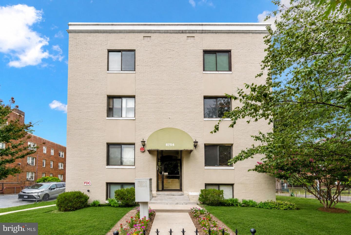 5754 Colorado Ave Nw #202 Property Photo 24