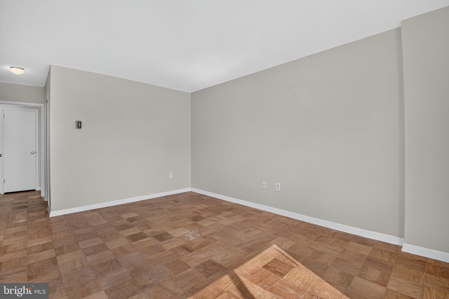 3001 Veazey Ter Nw #619 Property Photo 24