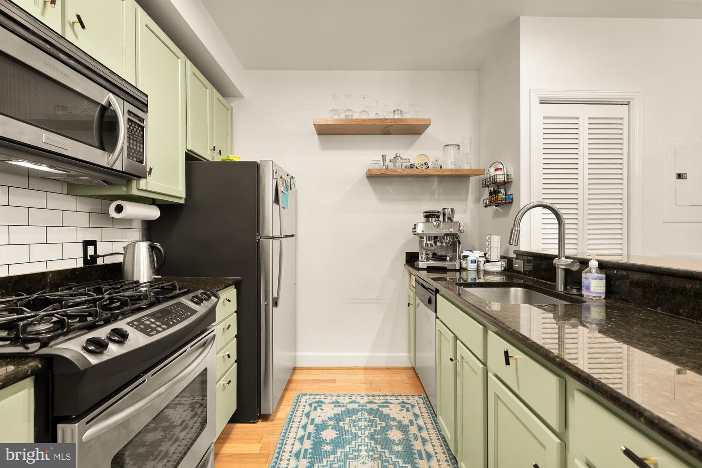1418 W St Nw #405 Property Photo 8