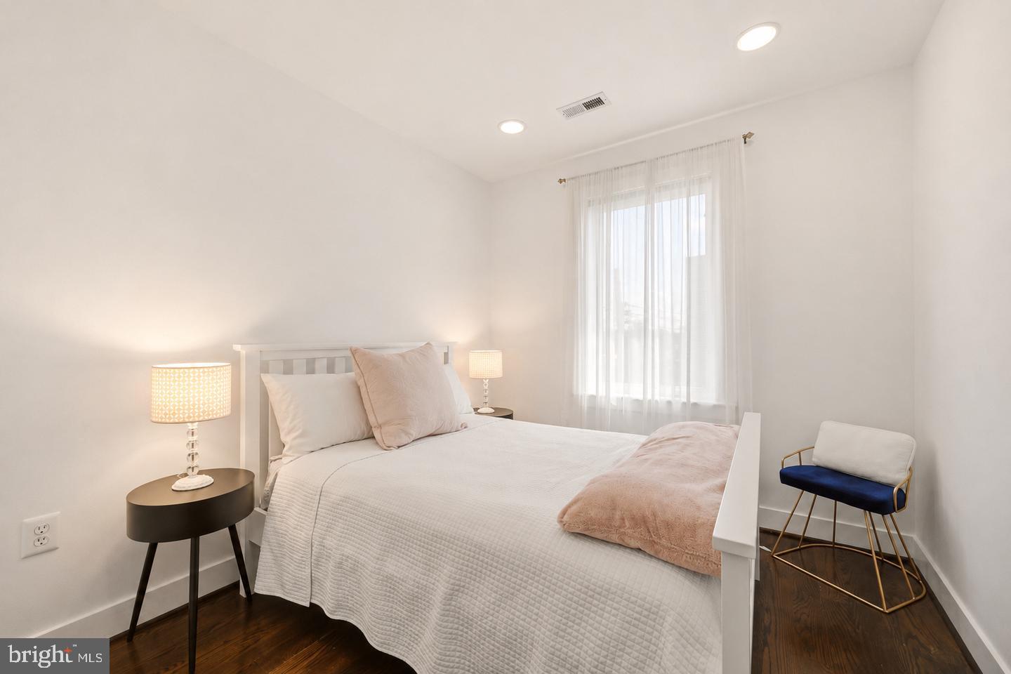 700 Longfellow St Nw Property Photo 14