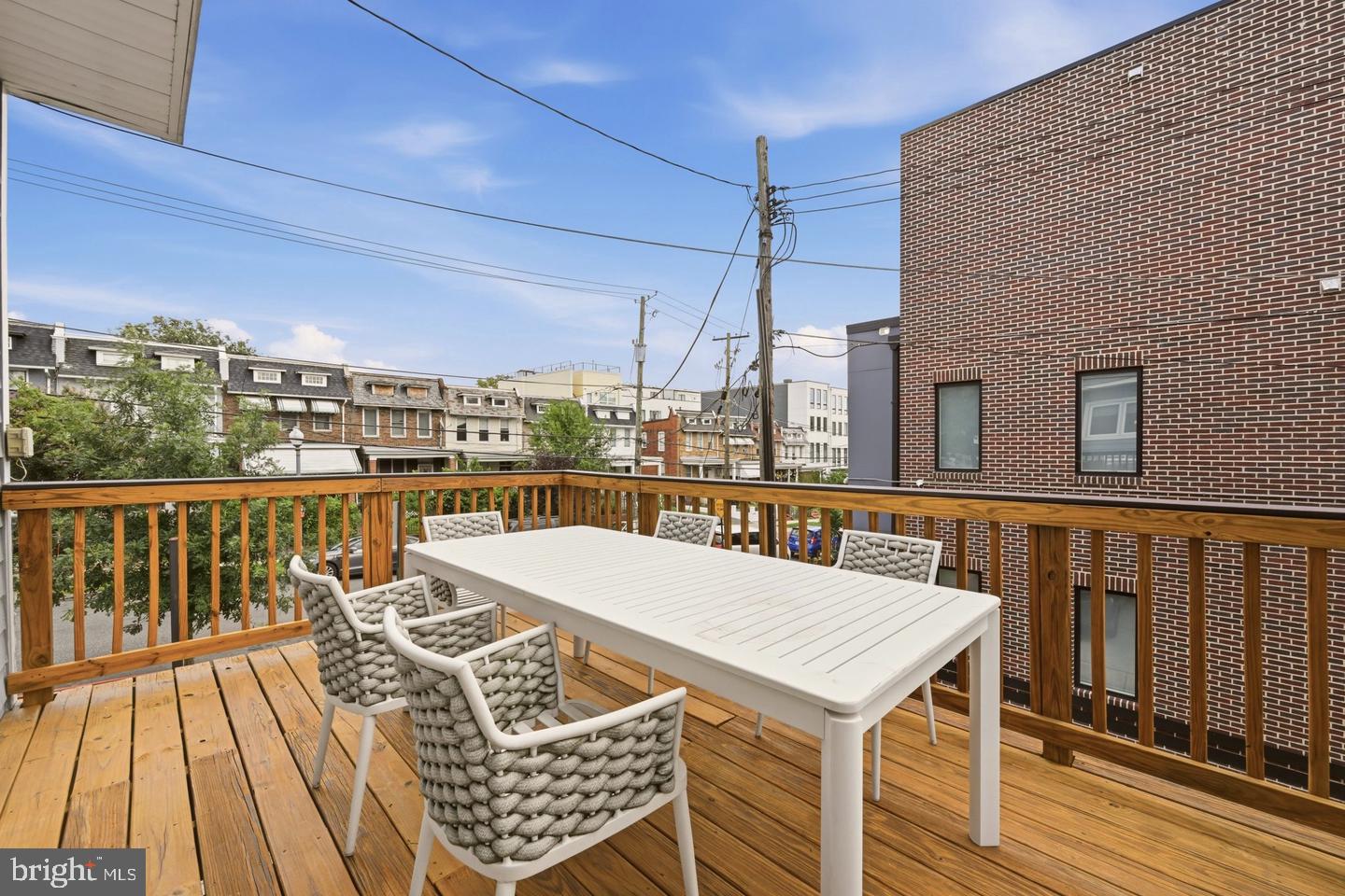 700 Longfellow St Nw Property Photo 25