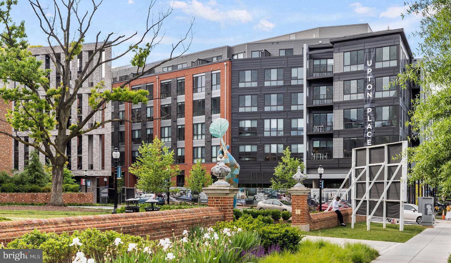 4000 WISCONSIN AVE NW #4K-547 Property Photo 1