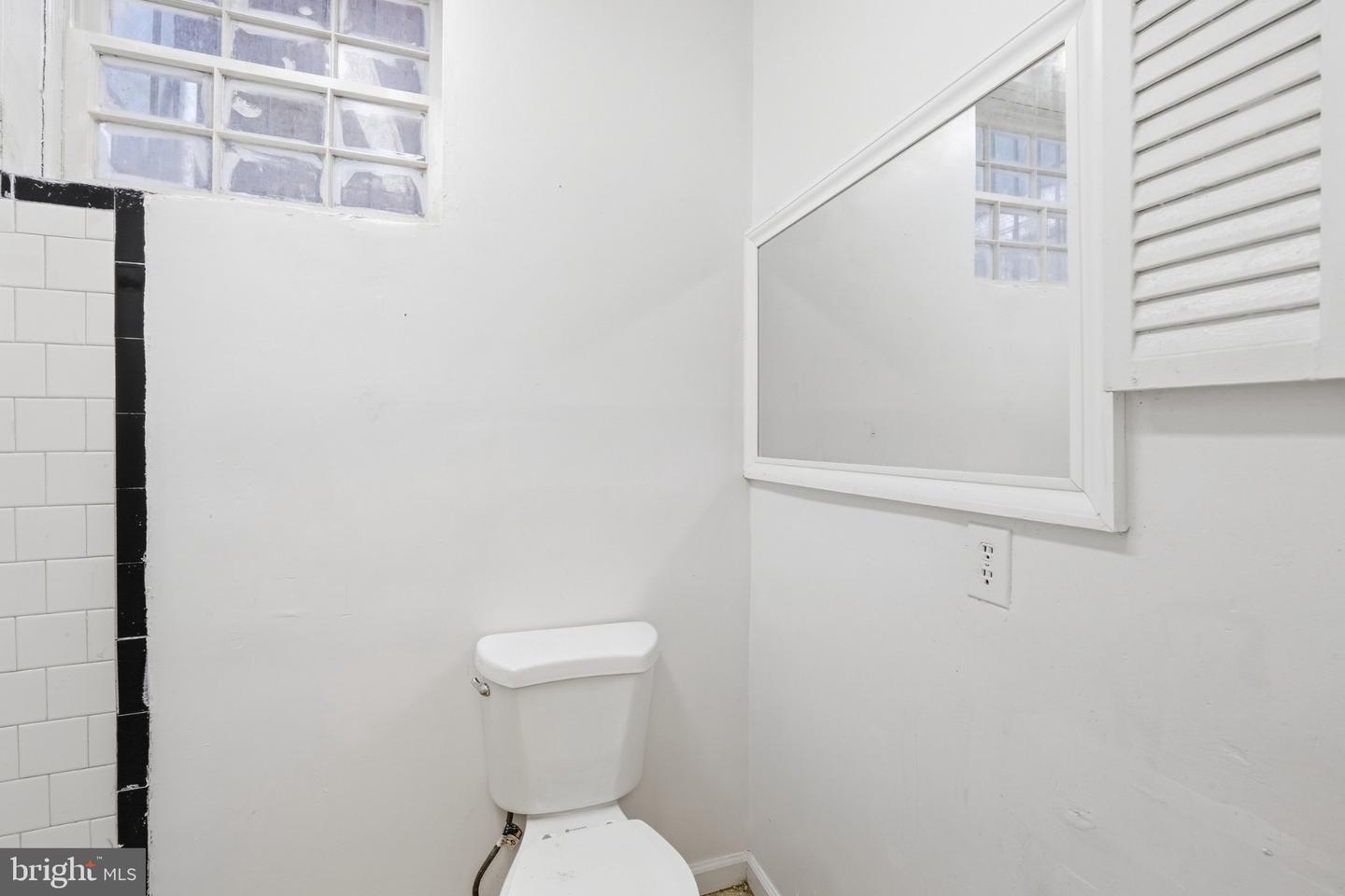 509 Florida Ave Nw Property Photo 9