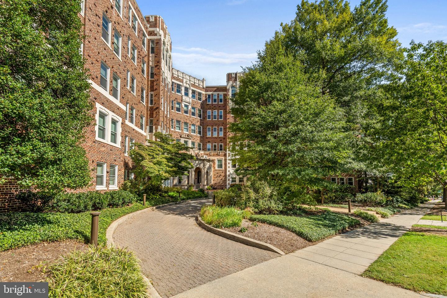 4707 CONNECTICUT AVE NW #107 Property Photo 1