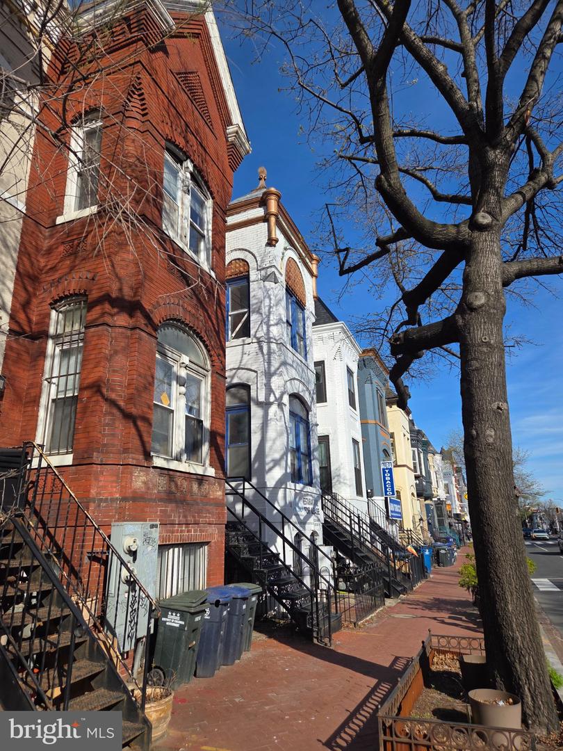 515 Florida Ave Nw Property Photo 3