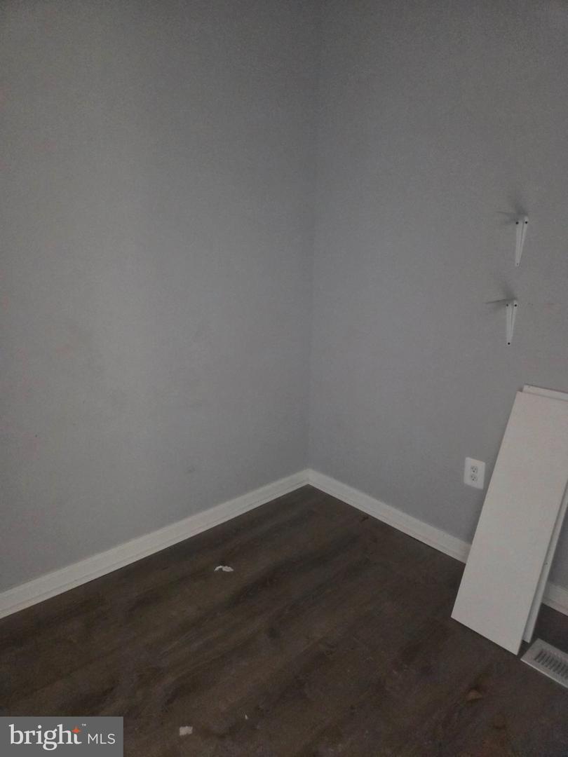 515 Florida Ave Nw Property Photo 5