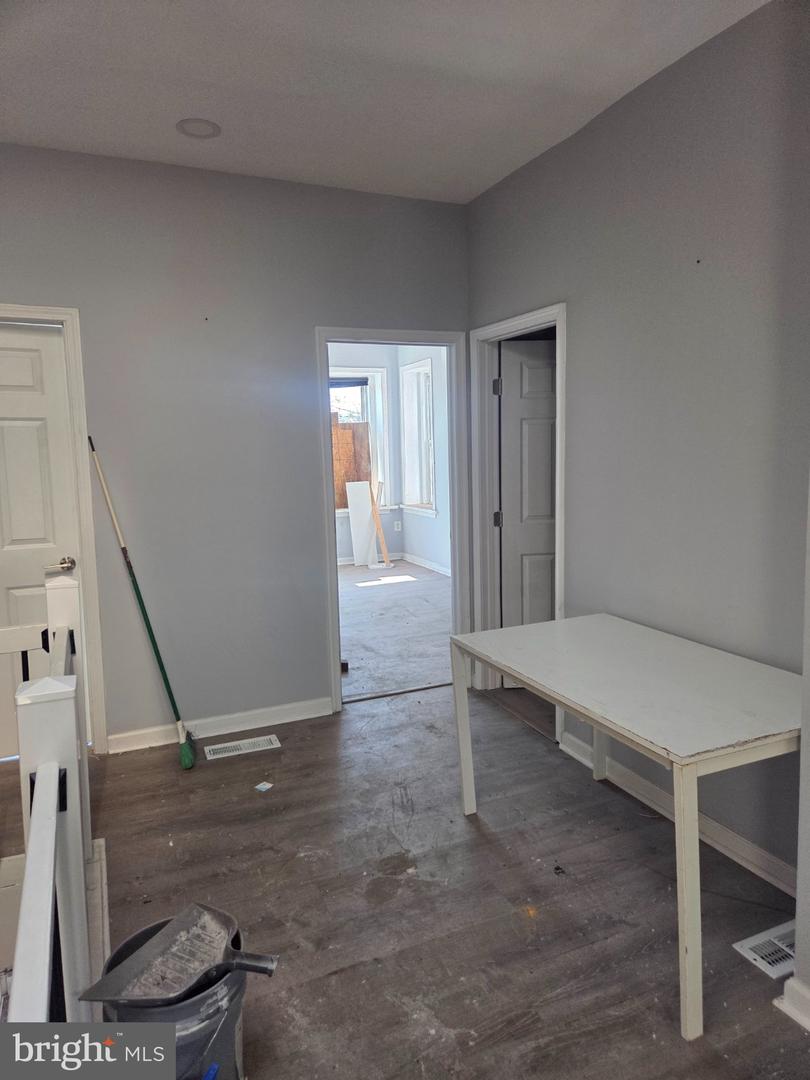 515 Florida Ave Nw Property Photo 6