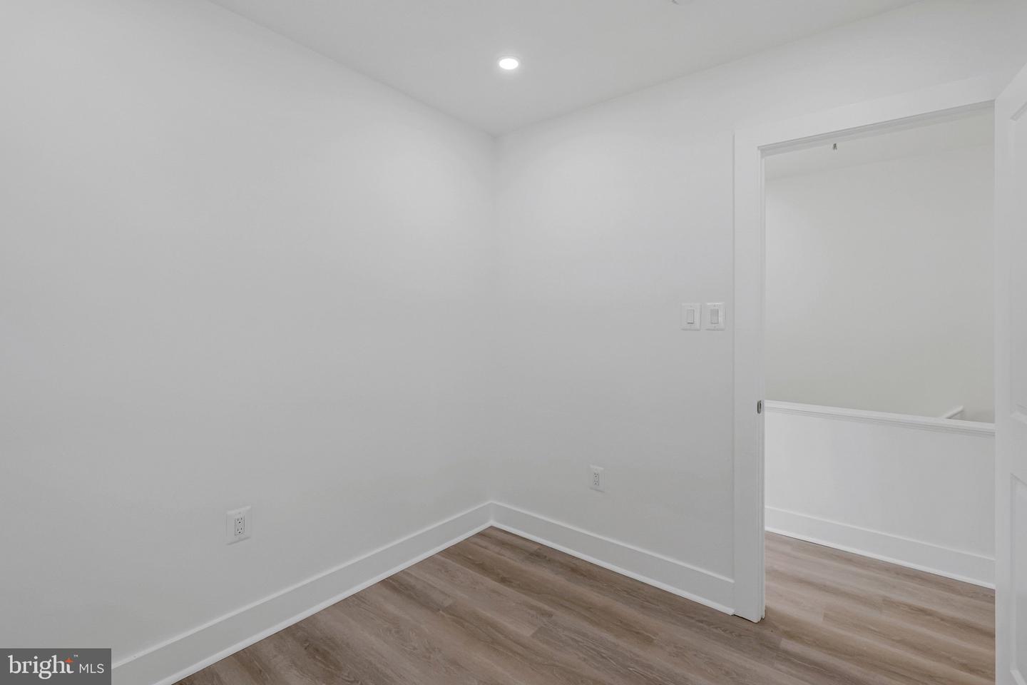 932 Southern Ave Se Property Photo 24
