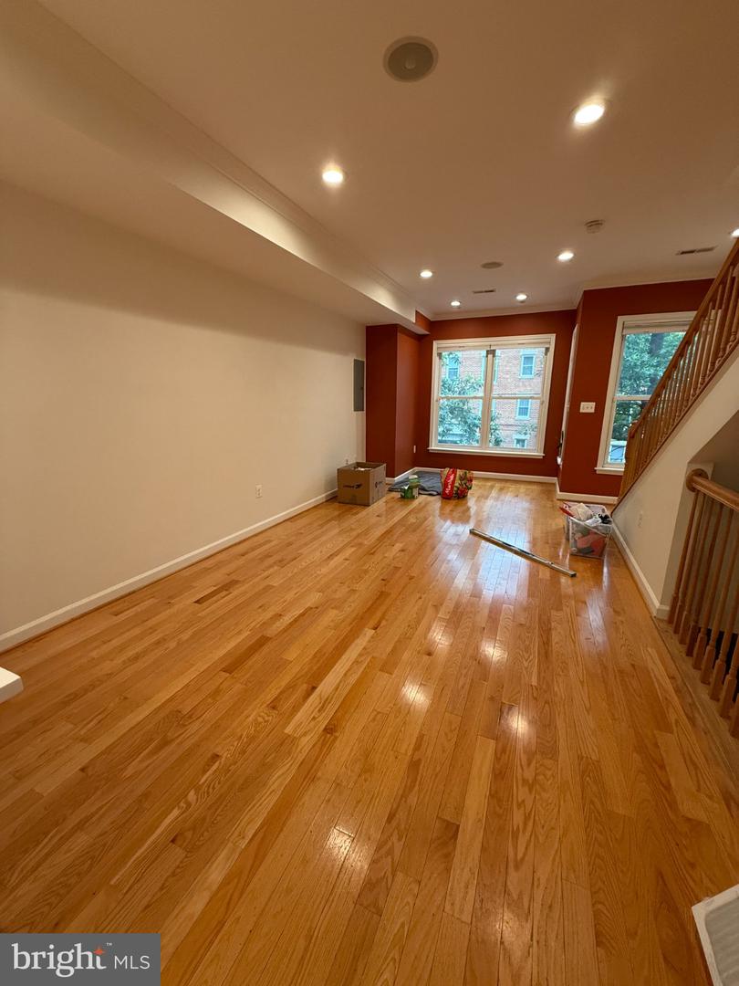 49 Quincy Pl Nw Property Photo 2