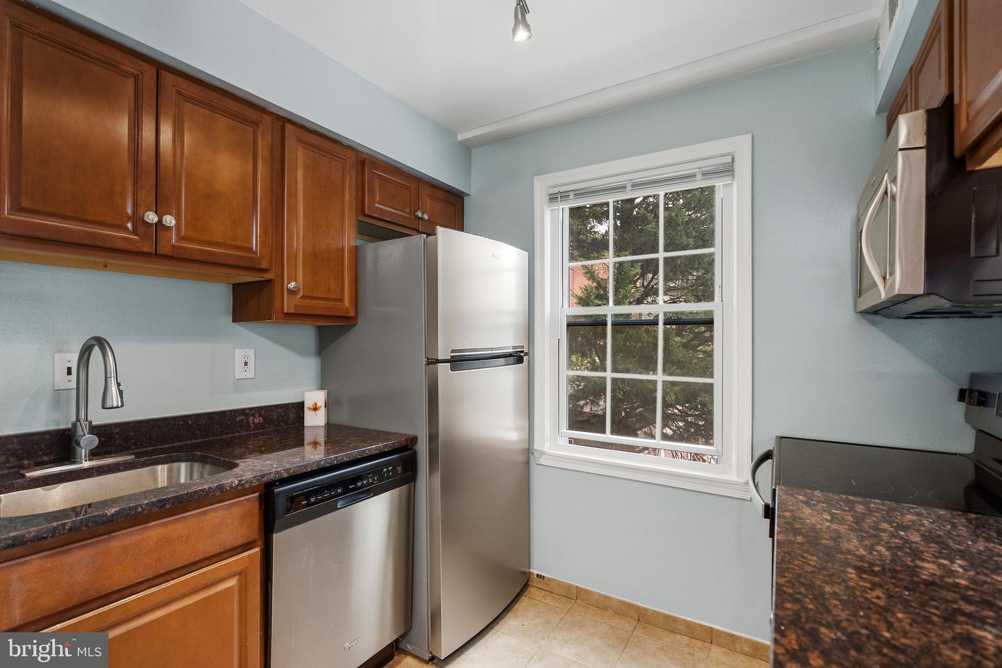 2016 37th St Se #202 Property Photo 6
