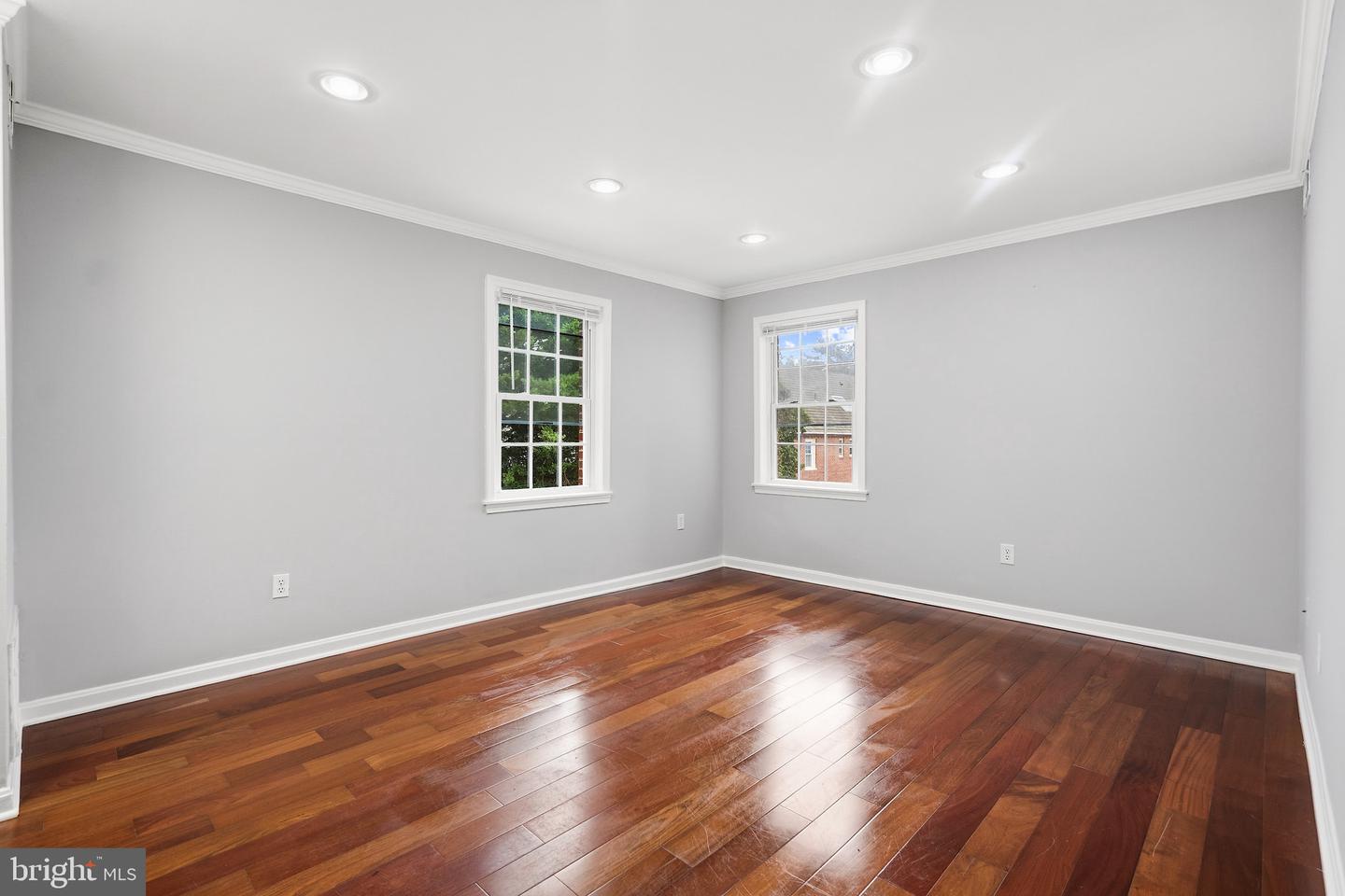 2016 37th St Se #202 Property Photo 10