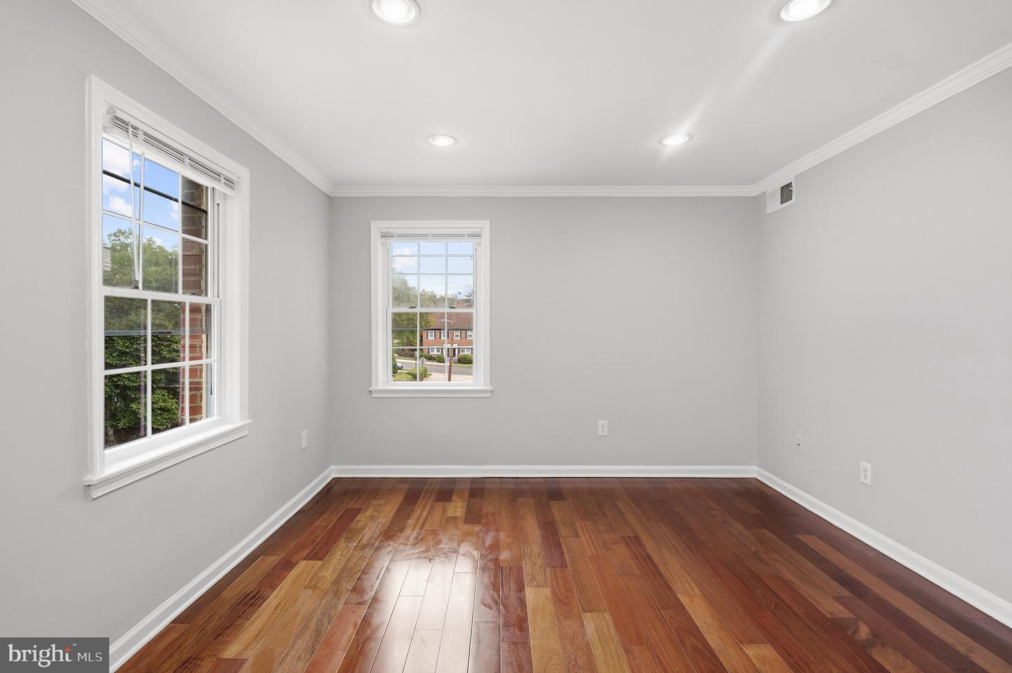 2016 37th St Se #202 Property Photo 15