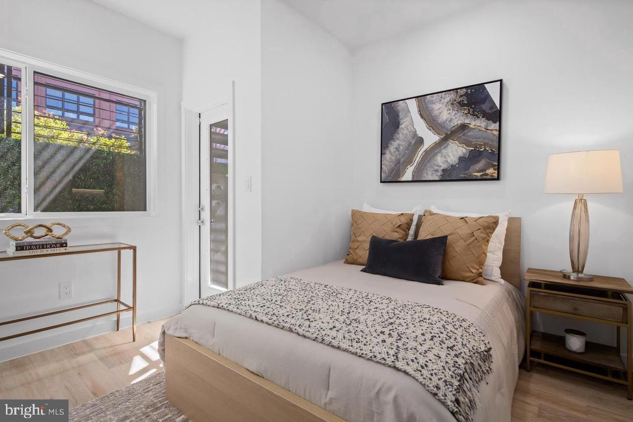 808 13th St Ne #unit B Property Photo 12