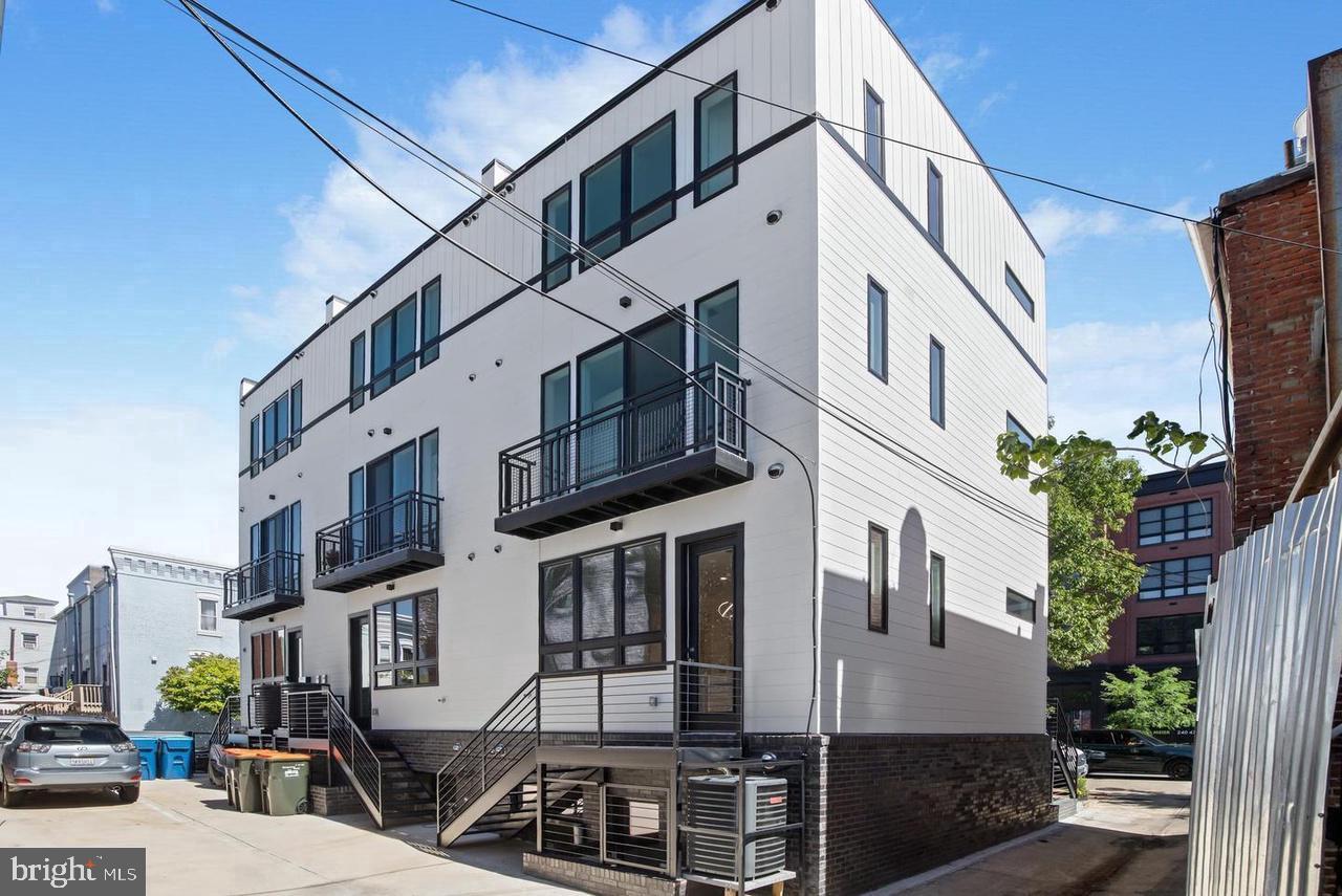 808 13th St Ne #unit B Property Photo 21