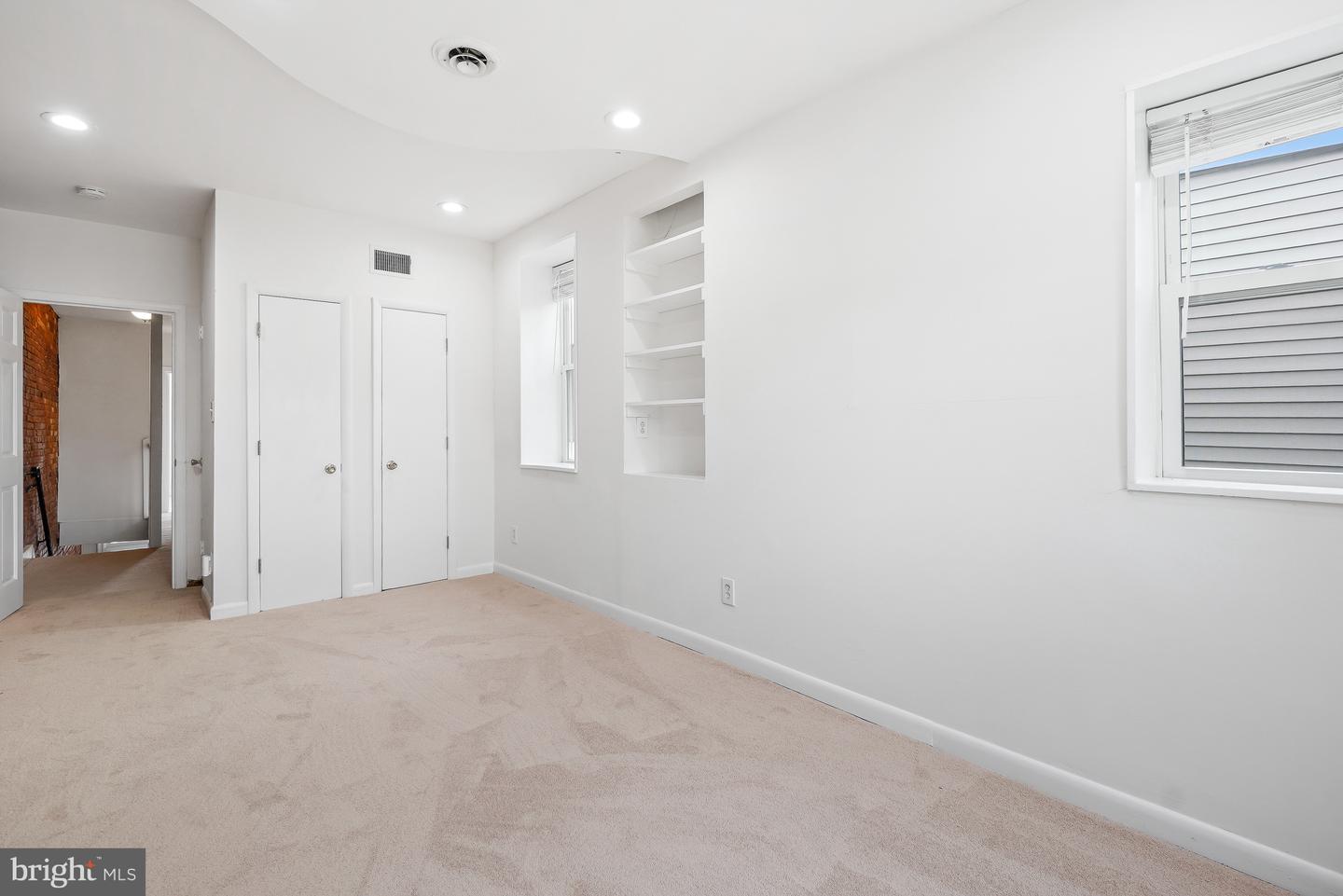 1428 Independence Ave Se Property Photo 15