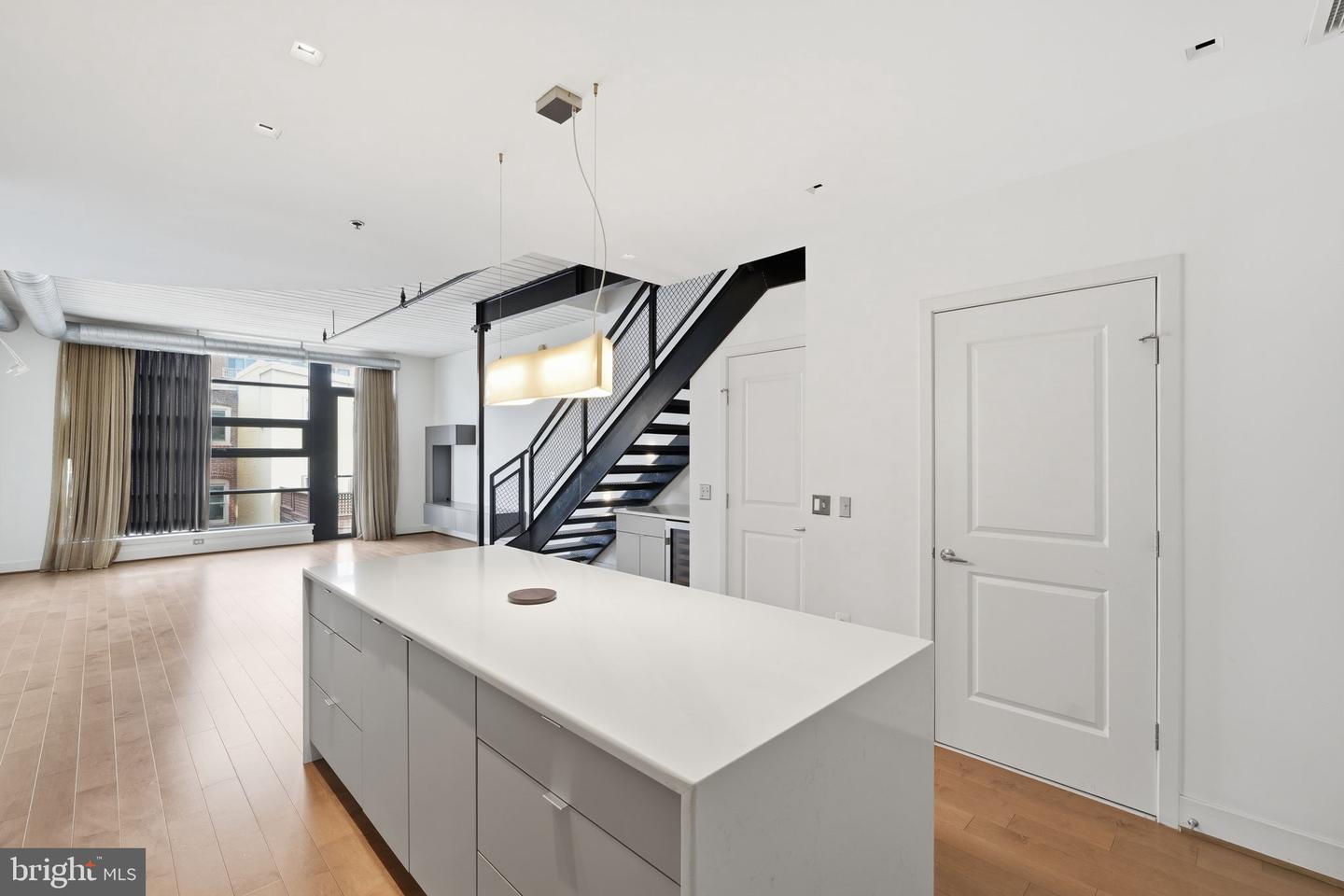 2125 14th St Nw #311w Property Photo 4