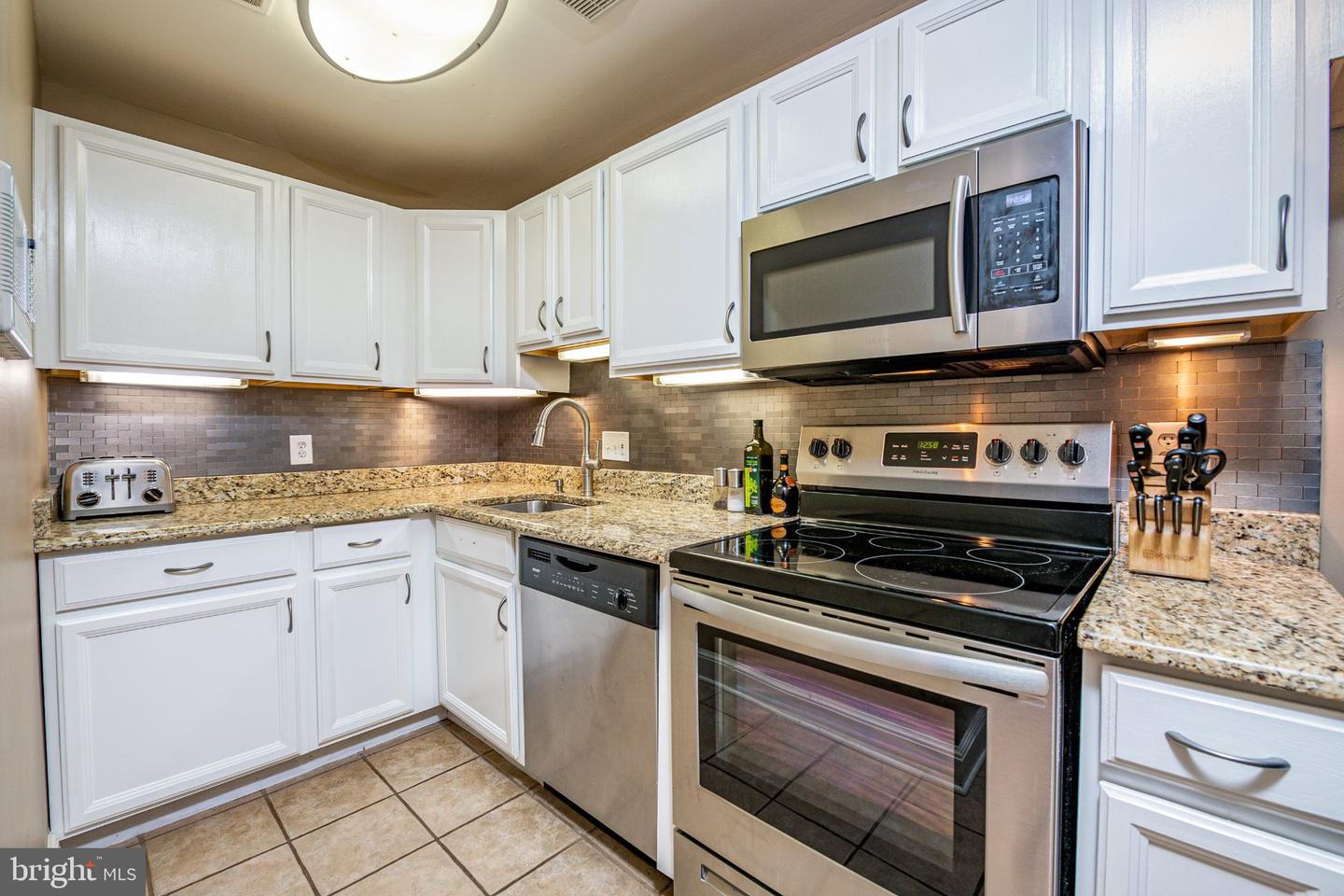 1815 E East Capitol St Se #2 Property Photo 4