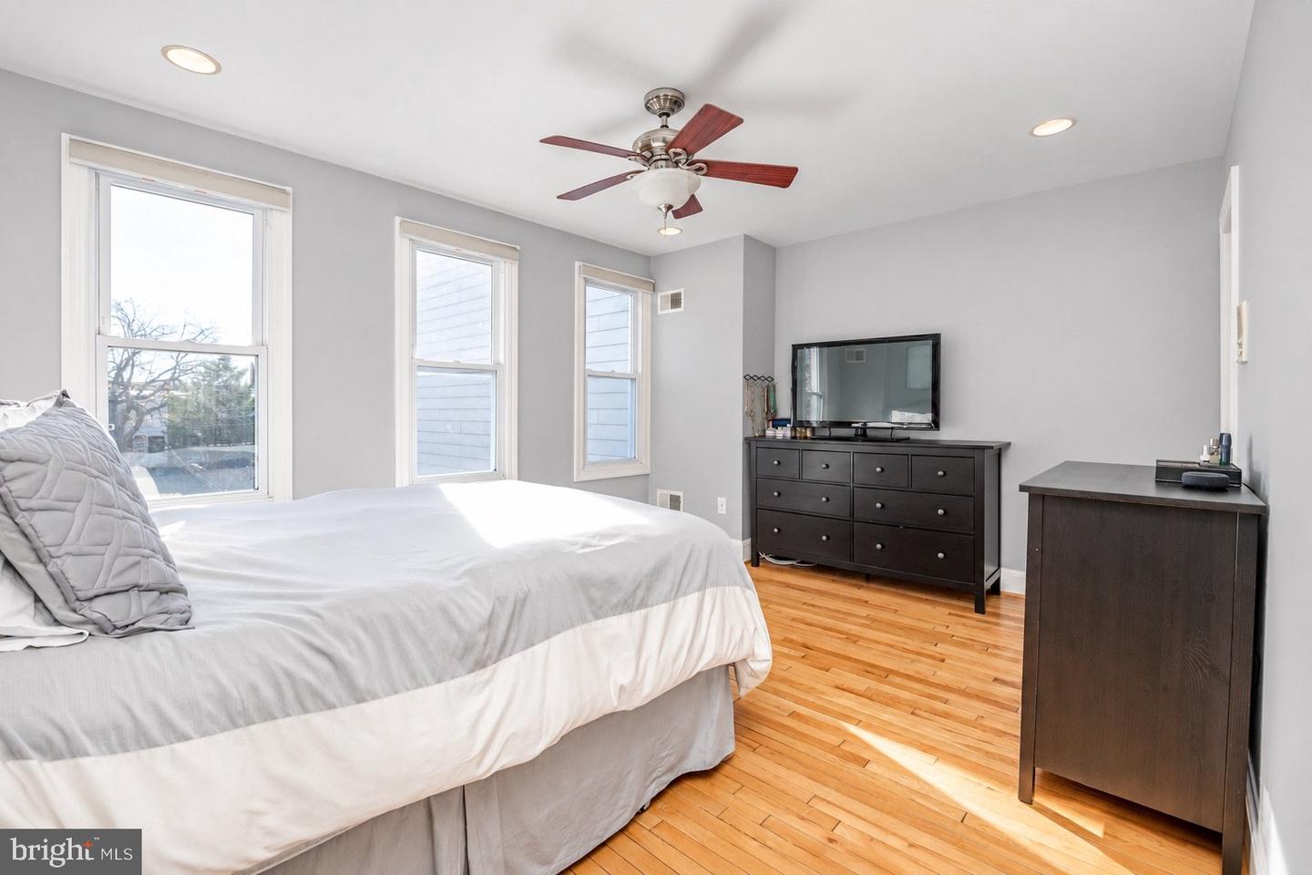 1815 E East Capitol St Se #2 Property Photo 10