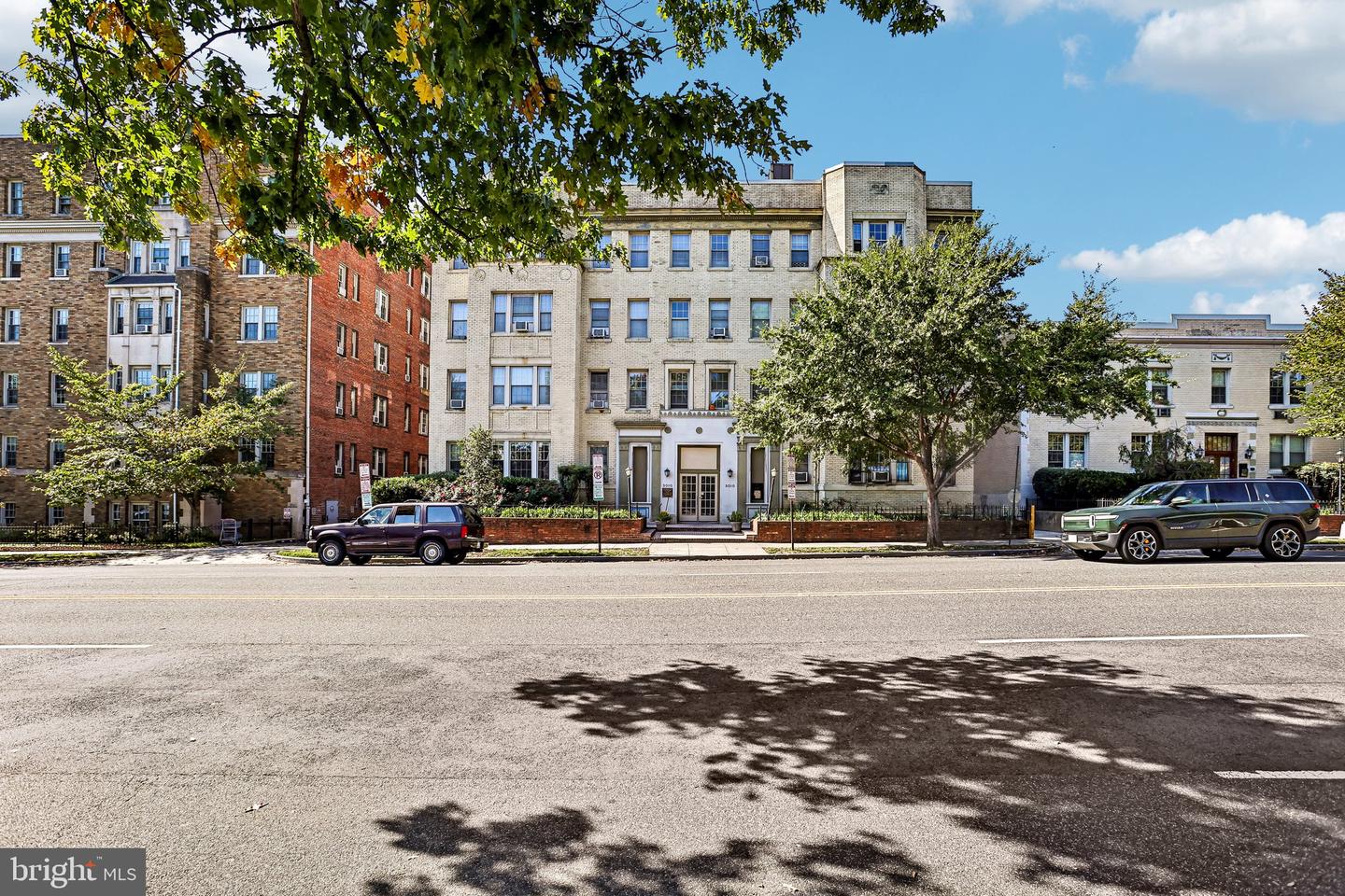 3010 WISCONSIN AVE NW #B2 Property Photo 1