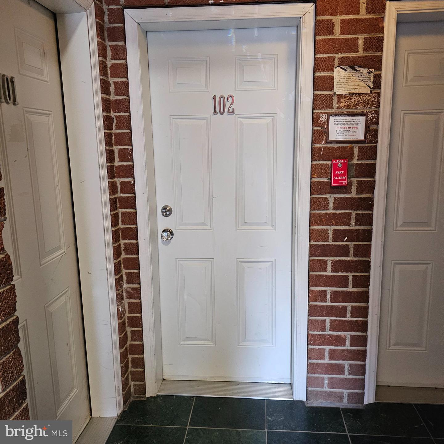 4800 C St Se #102 Property Photo 2