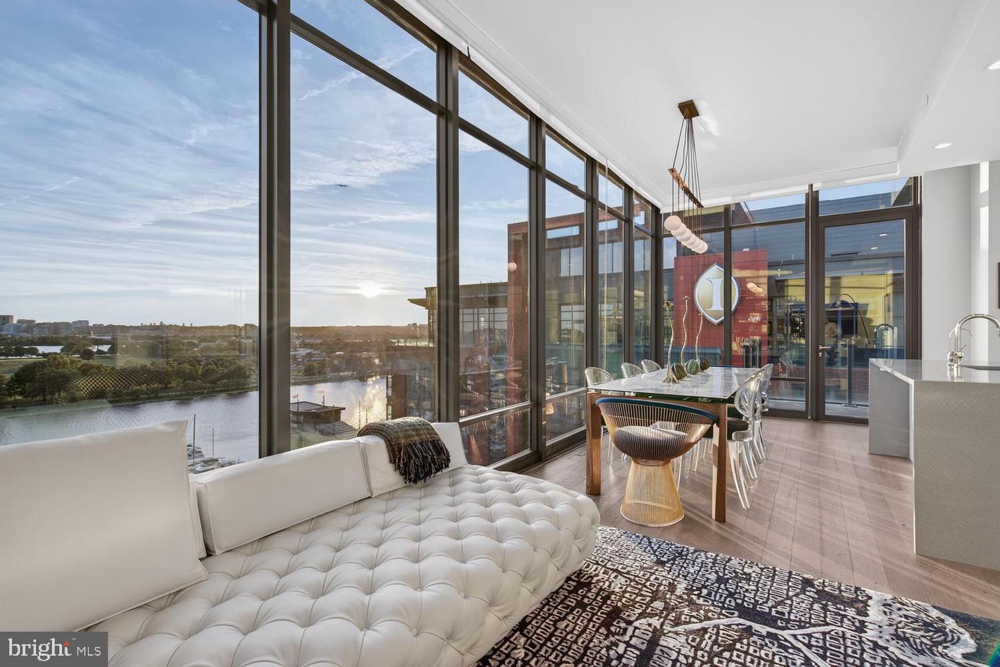 45 Sutton Sq Sw #ph01 Property Photo 35