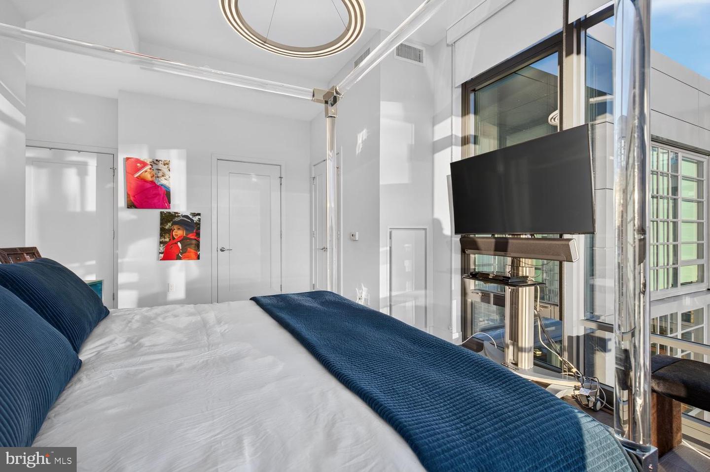 45 Sutton Sq Sw #ph01 Property Photo 44