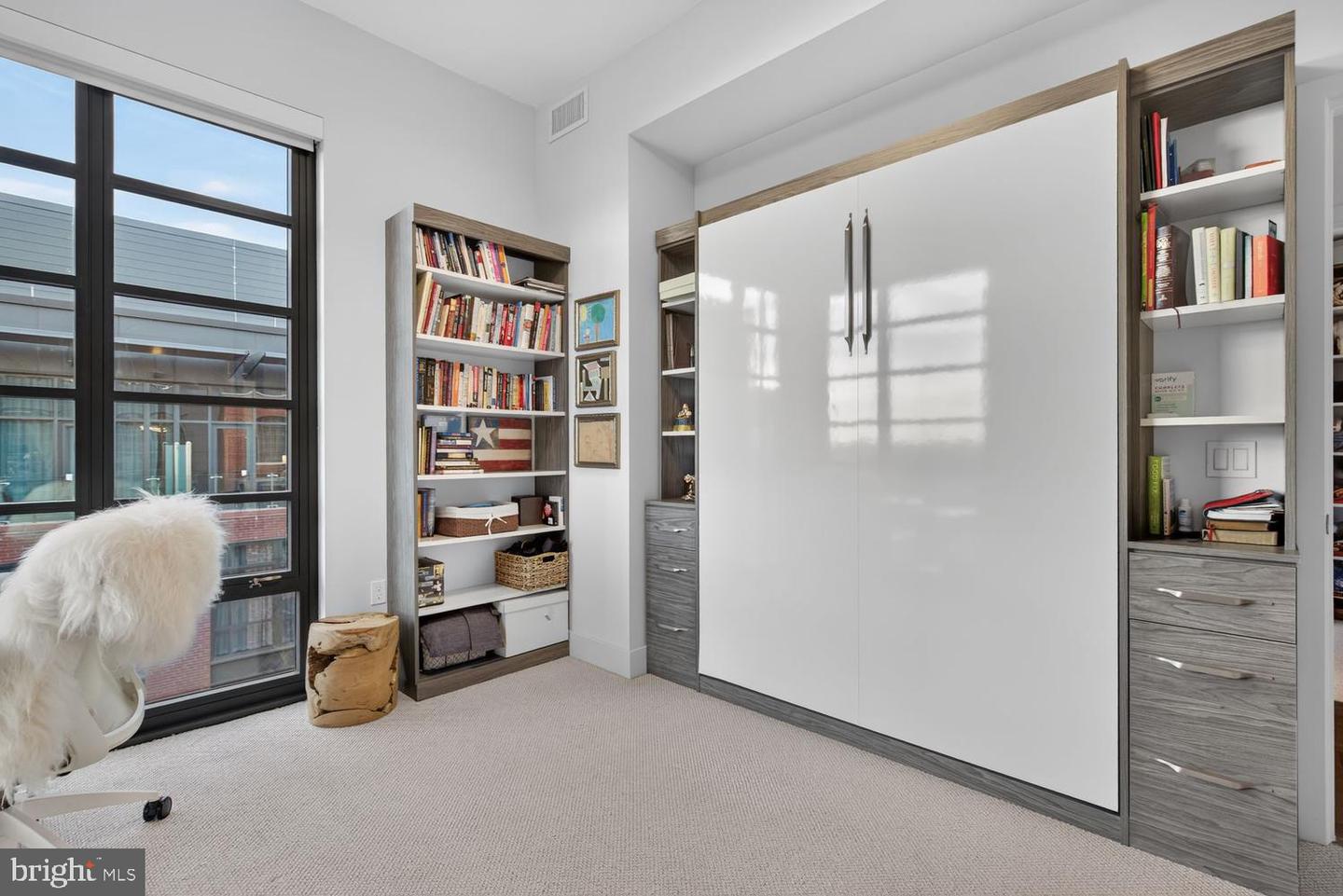 45 Sutton Sq Sw #ph01 Property Photo 52