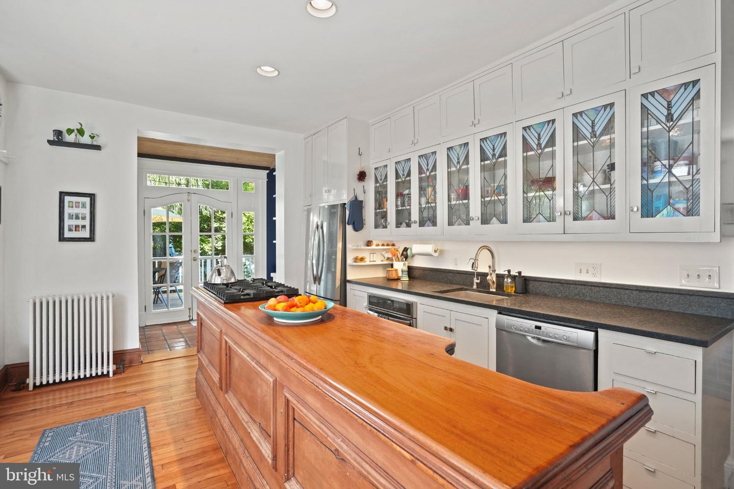 3207 Morrison St Nw Property Photo 8