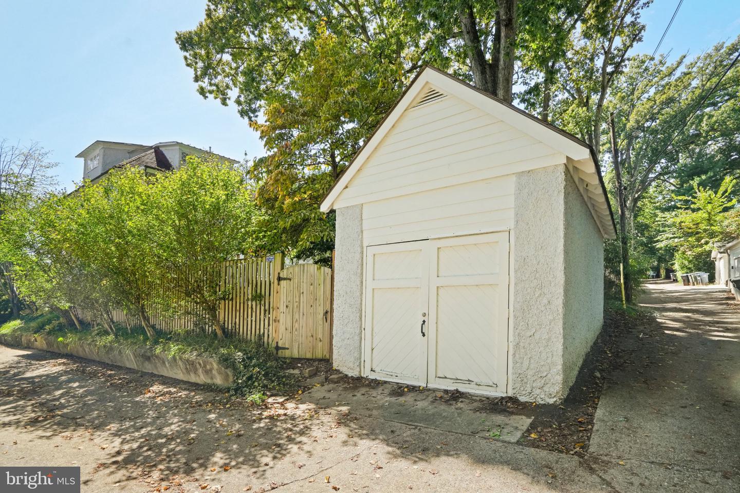 3207 Morrison St Nw Property Photo 44
