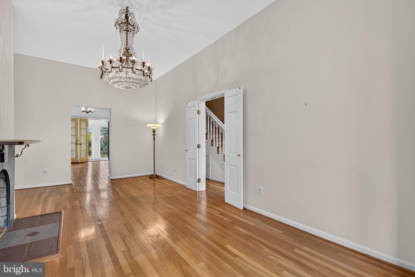 312 D St Ne Property Photo 9