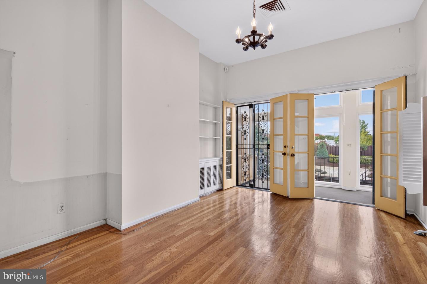 312 D St Ne Property Photo 11