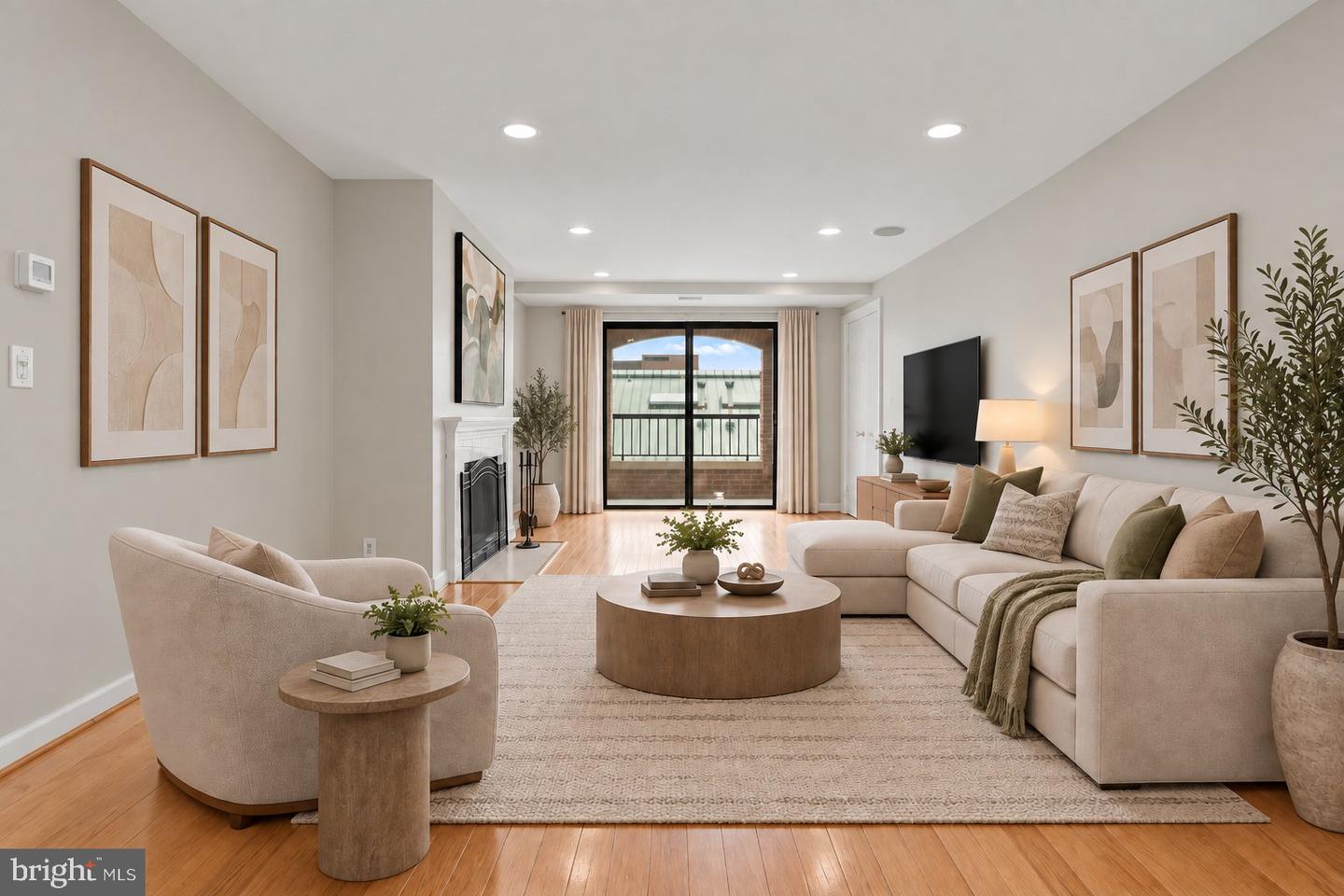 1080 Wisconsin Ave Nw #2012 Property Photo 3