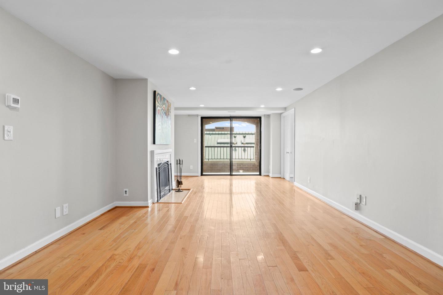 1080 Wisconsin Ave Nw #2012 Property Photo 11