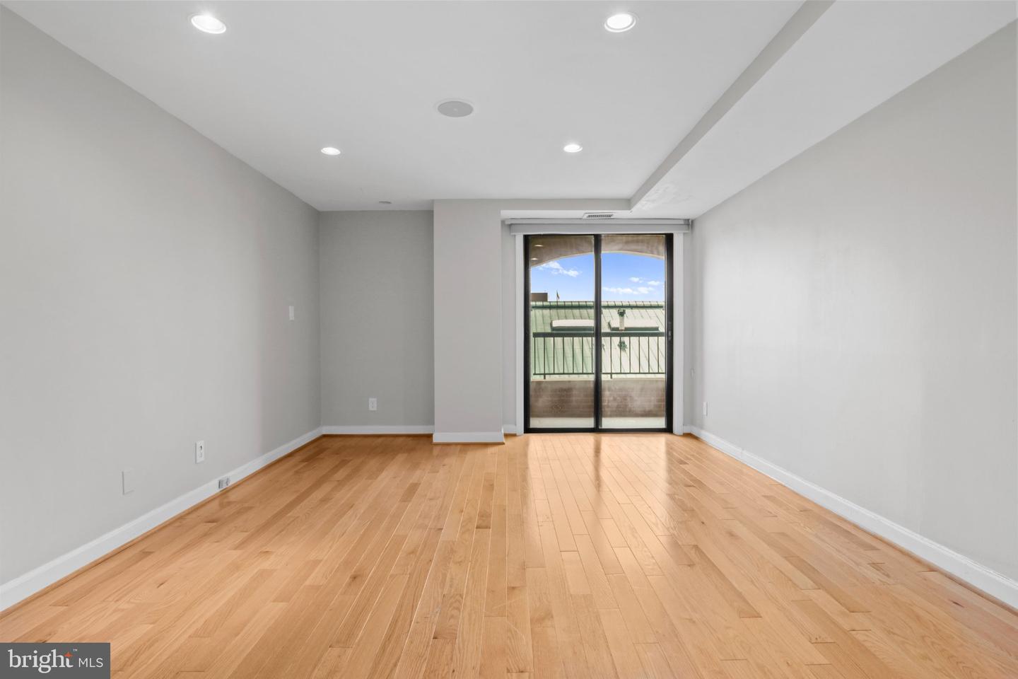 1080 Wisconsin Ave Nw #2012 Property Photo 18