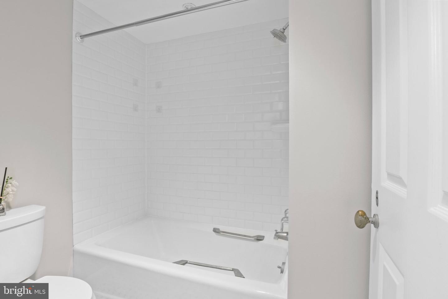1080 Wisconsin Ave Nw #2012 Property Photo 22