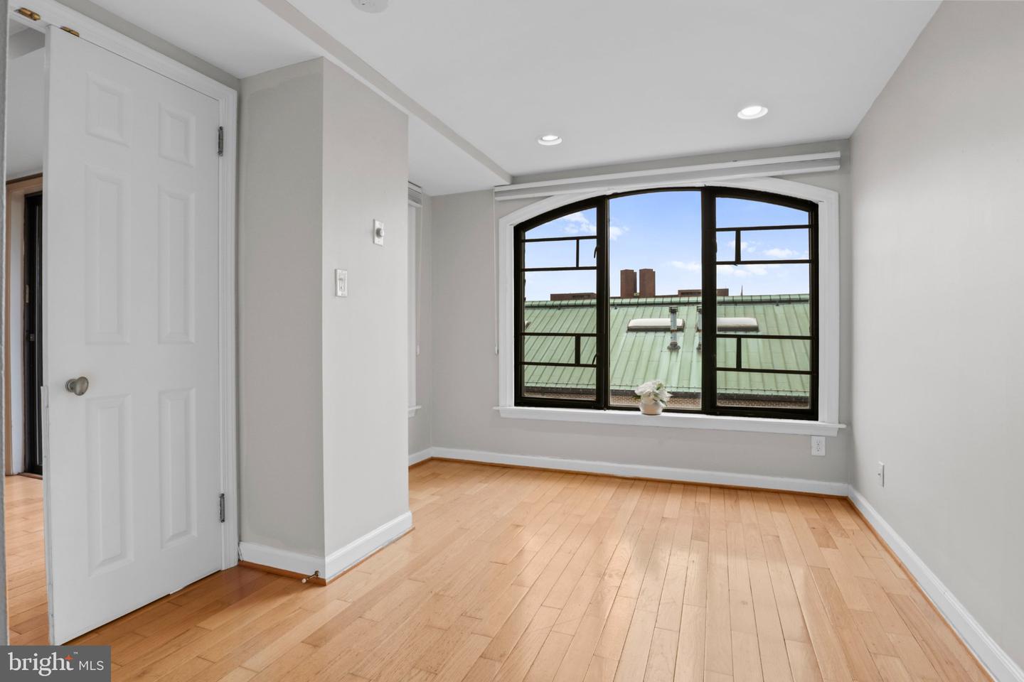 1080 Wisconsin Ave Nw #2012 Property Photo 23