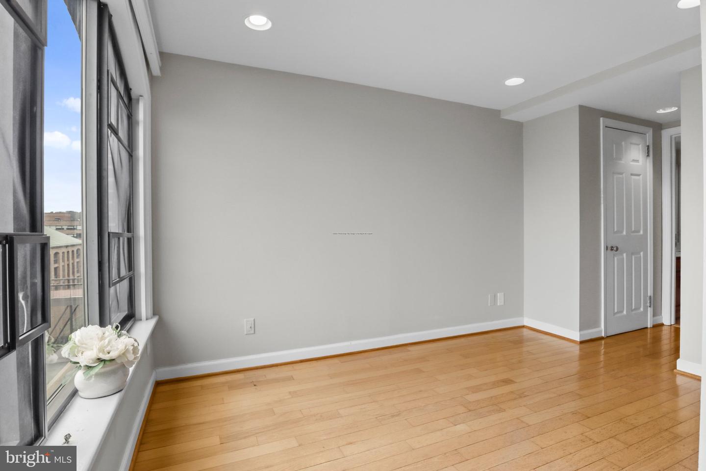 1080 Wisconsin Ave Nw #2012 Property Photo 24