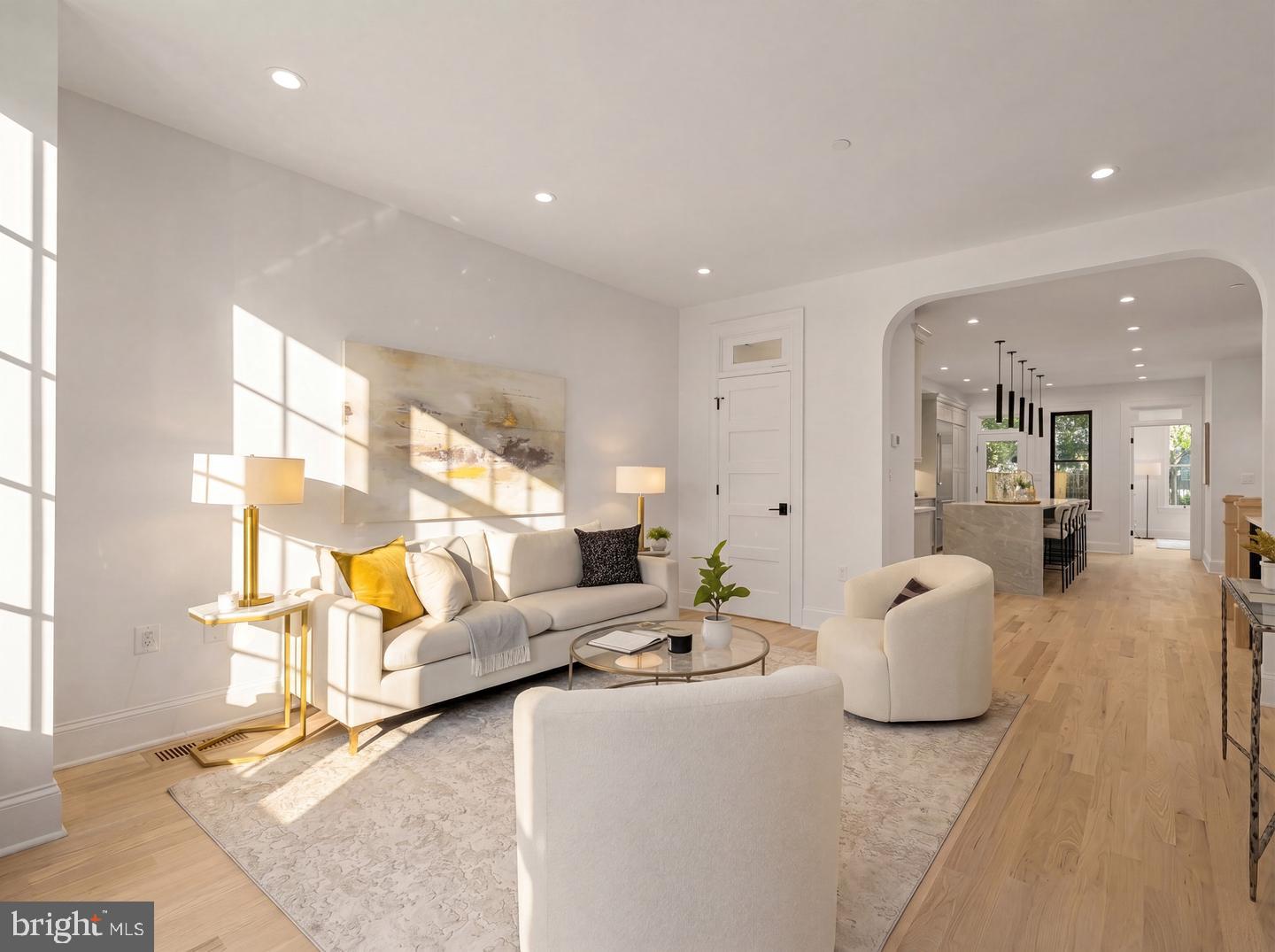 1237 4th St Nw #b1 Property Photo 4