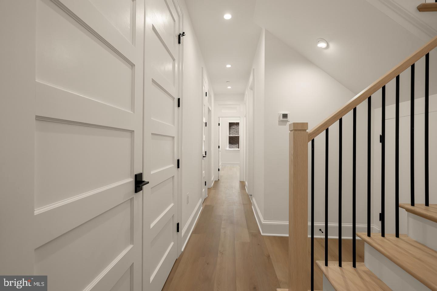 1237 4th St Nw #b1 Property Photo 9